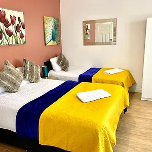 https://london-luxury-ensuite-apartment.brighton-hotels-england.com