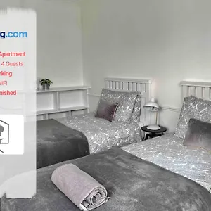 https://netley-village-apartment.tophotelsbath.com